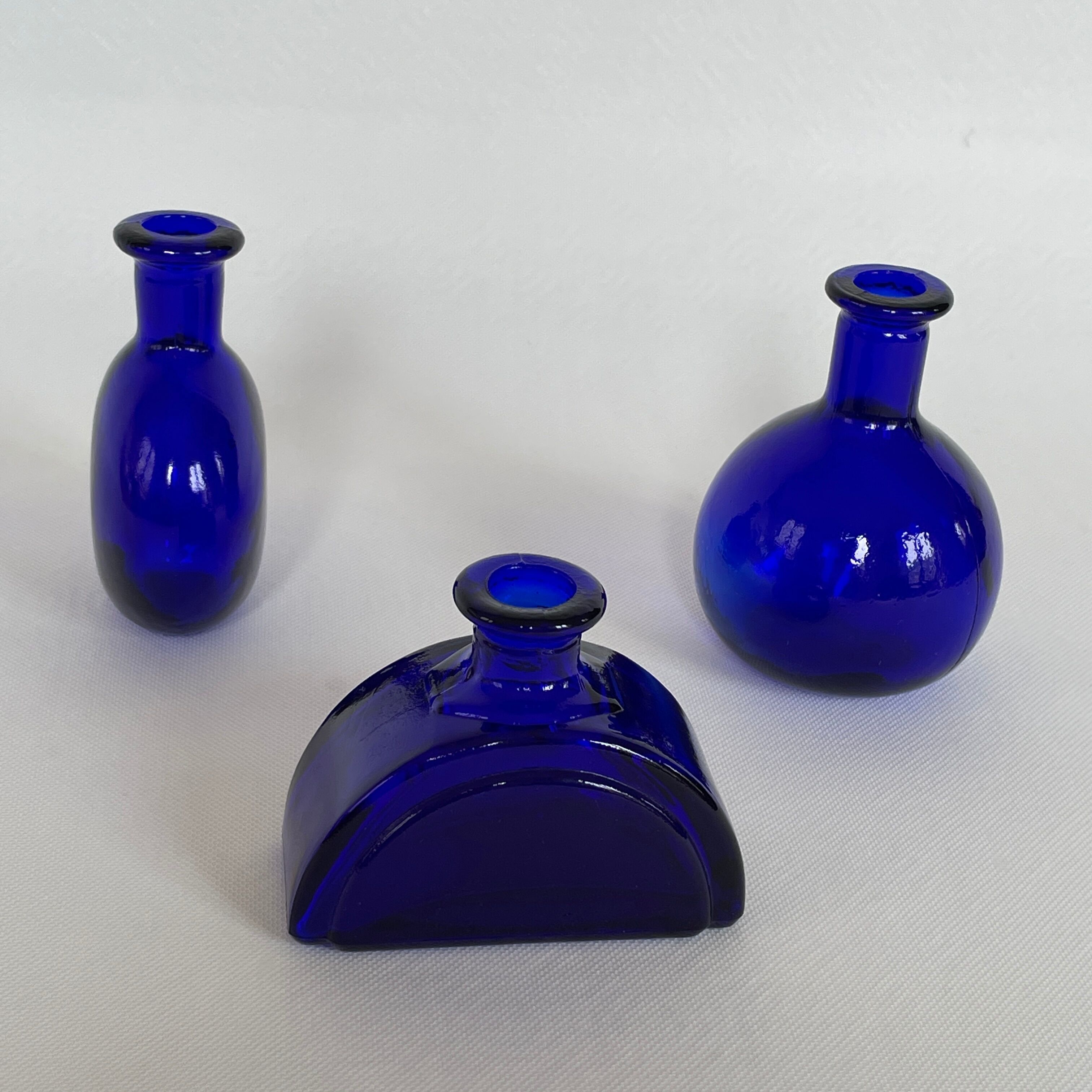 Set de 3 flacons en verre, vintage 1970
