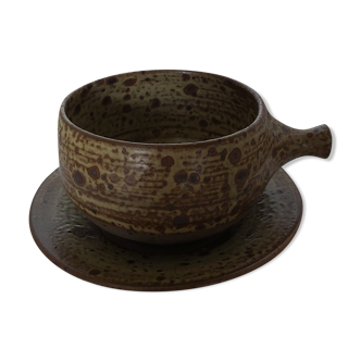 Cup and saucer in pyrite stoneware