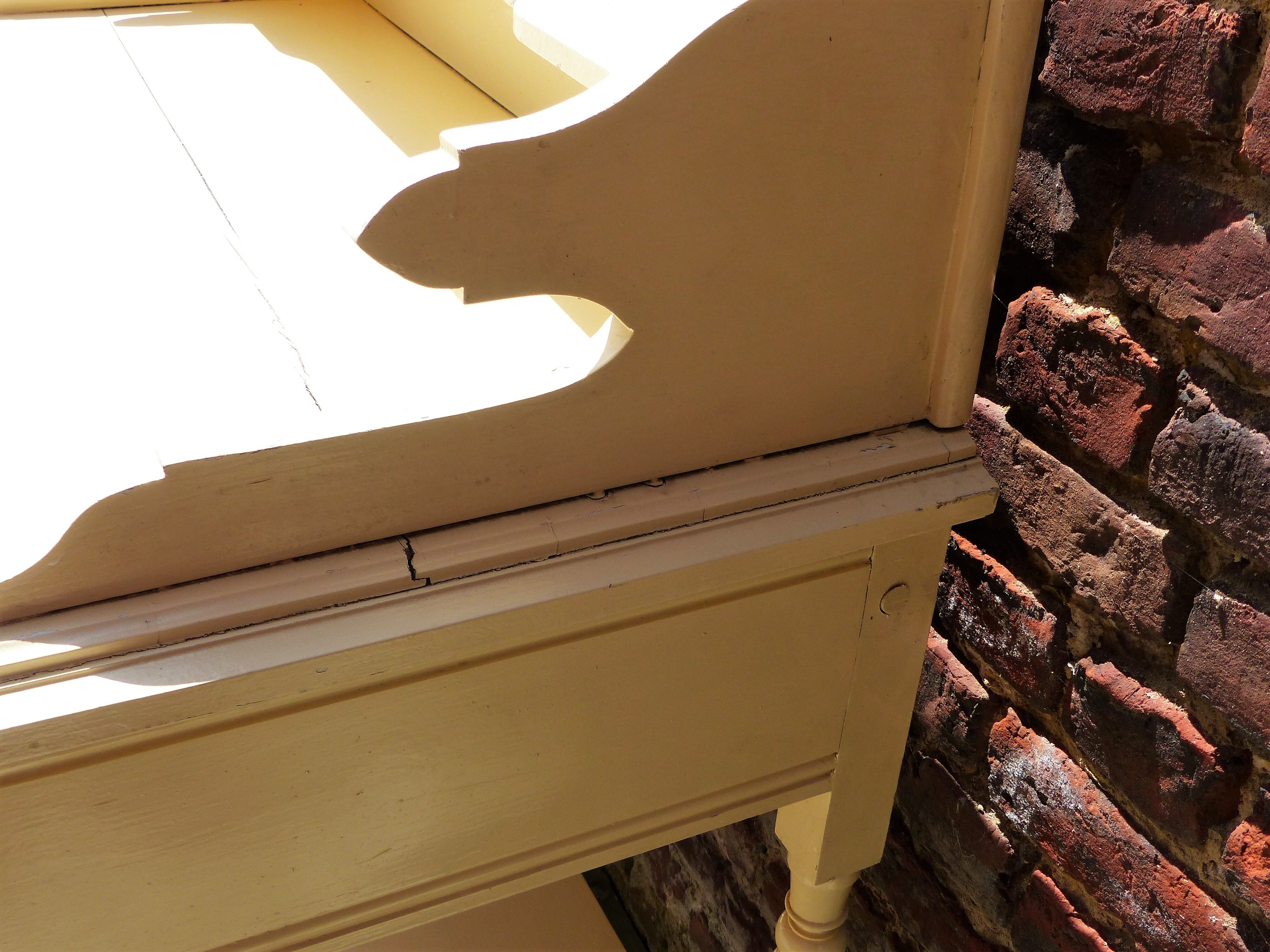 Dressing table toilet