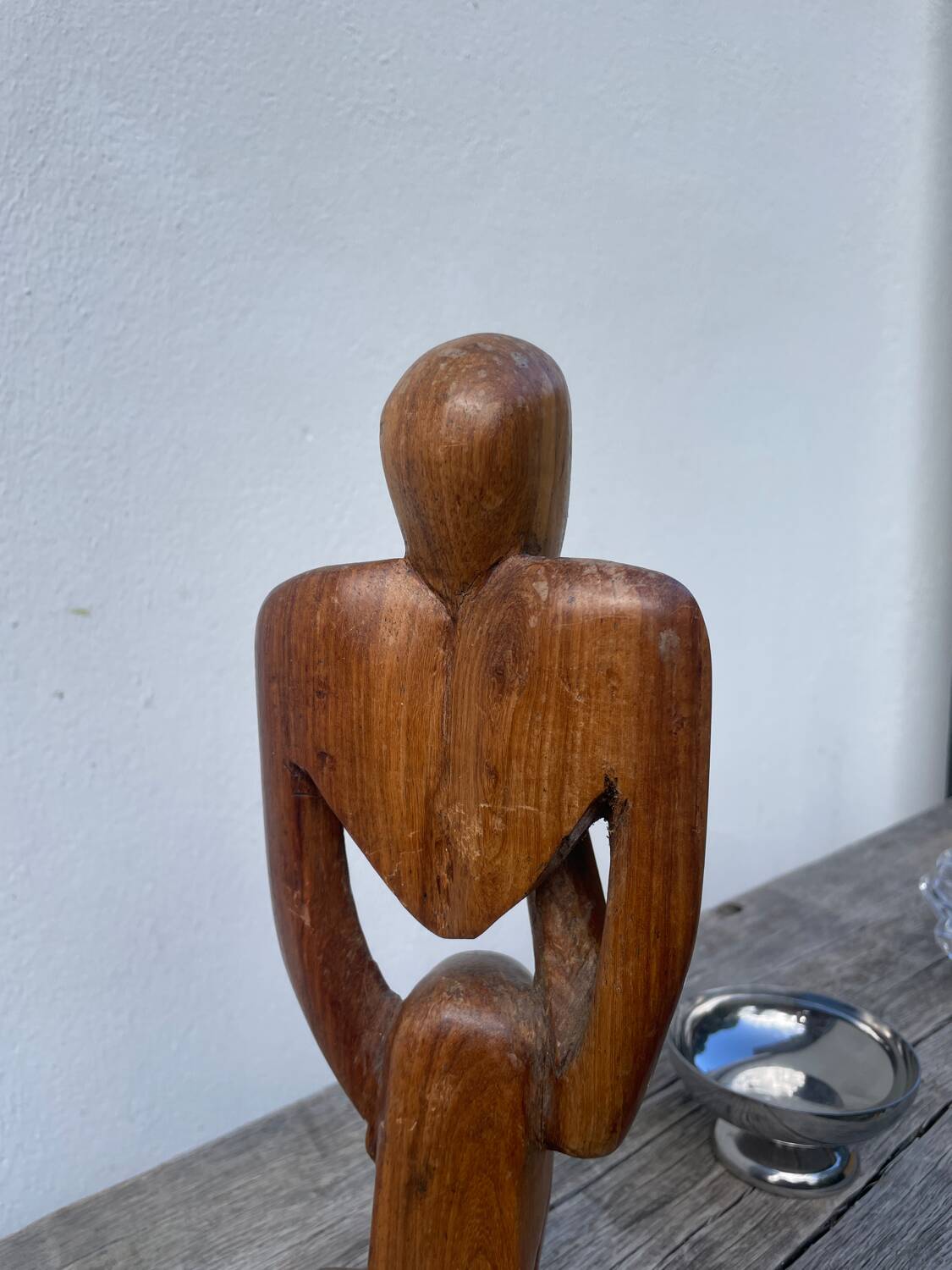 Wooden statuette sculpture, free form