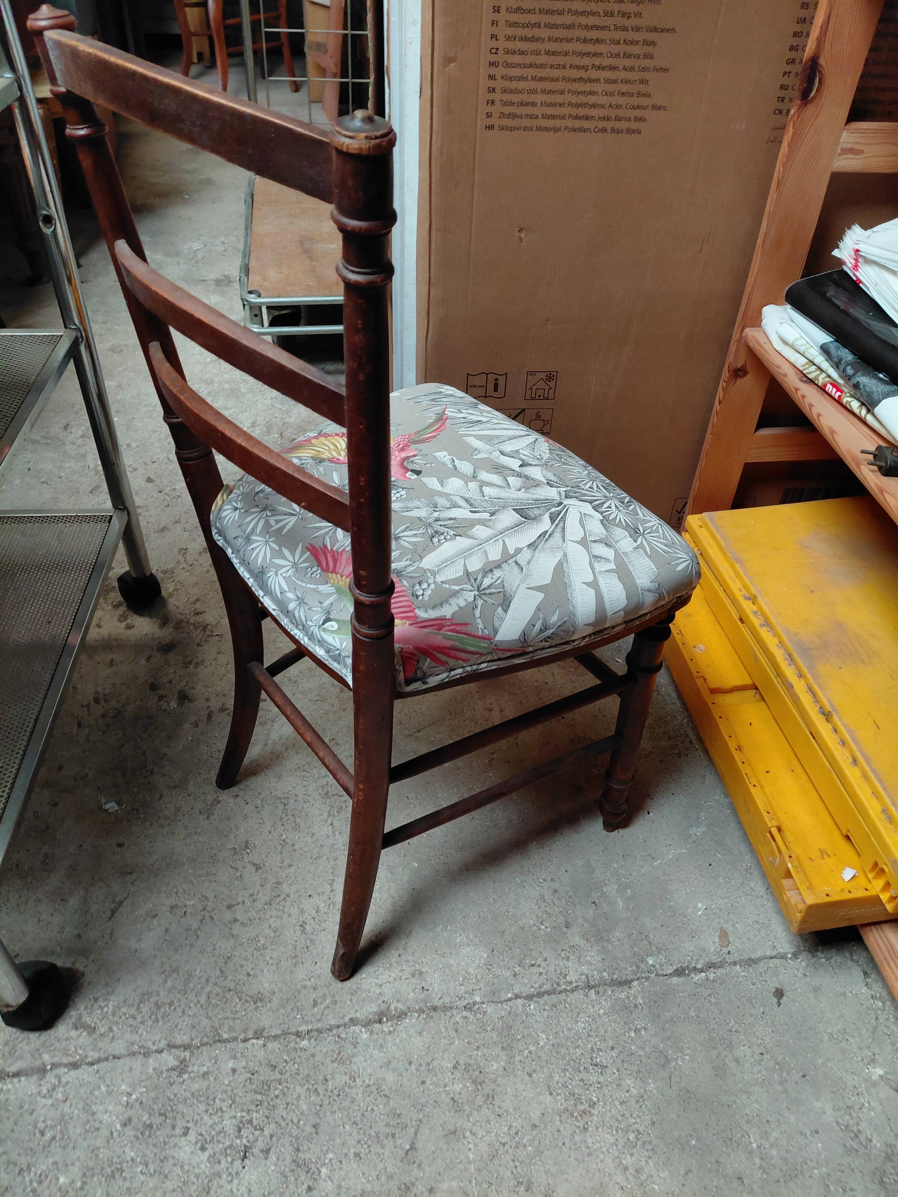 Antique parrot fabric chair
