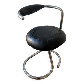 Cobra chair by Giotto Stoppino