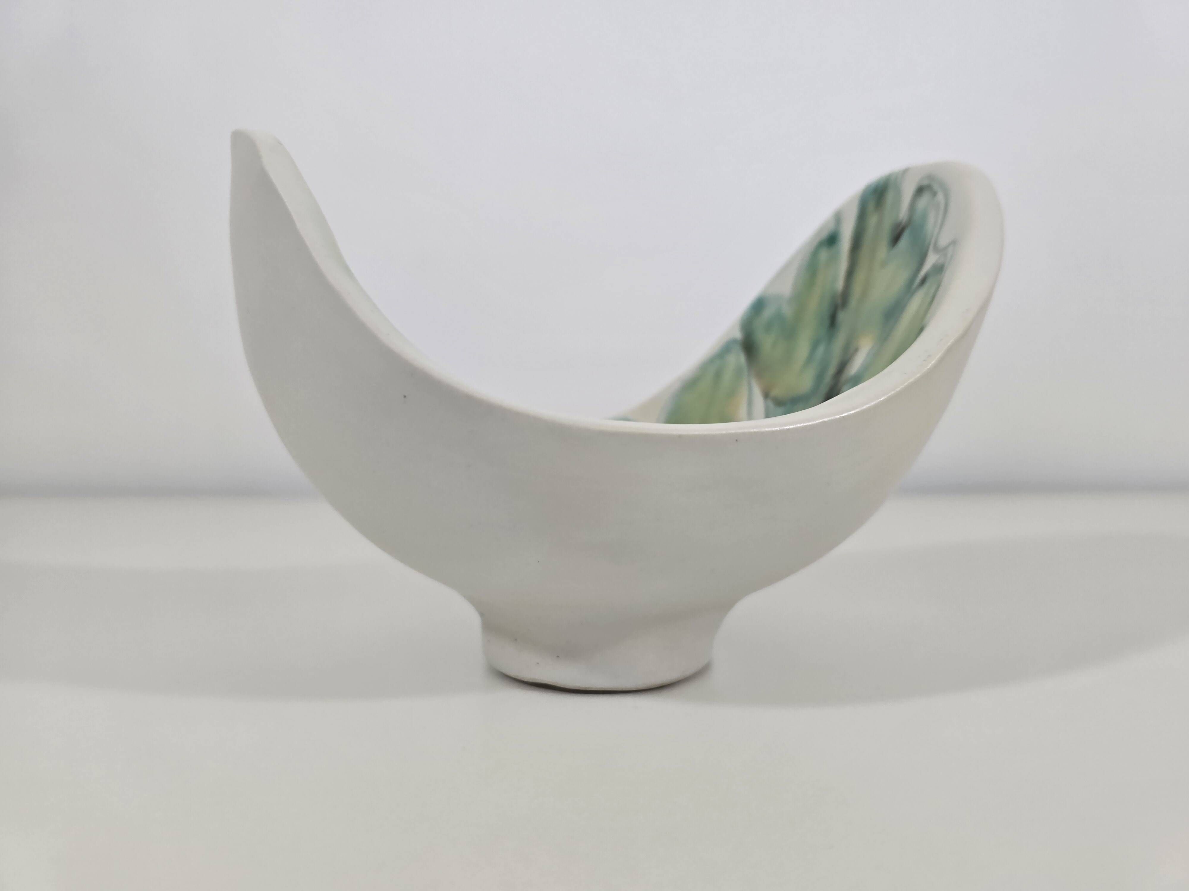Sculptural ceramic bowl signed by Robert Bonfil, France, 1950s.