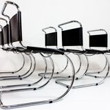 Set of 6 MR10 chairs in black leather