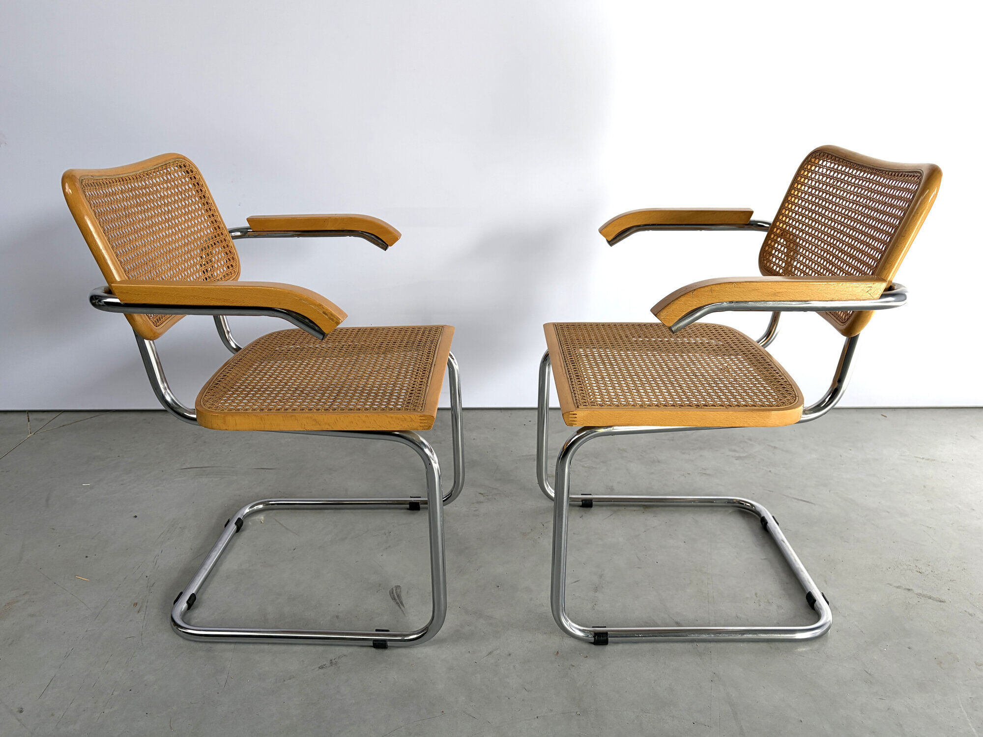 Vintage cantilever chairs attributed to Marcel Breuer 'Cesca' chair - 1970s - set of 2
