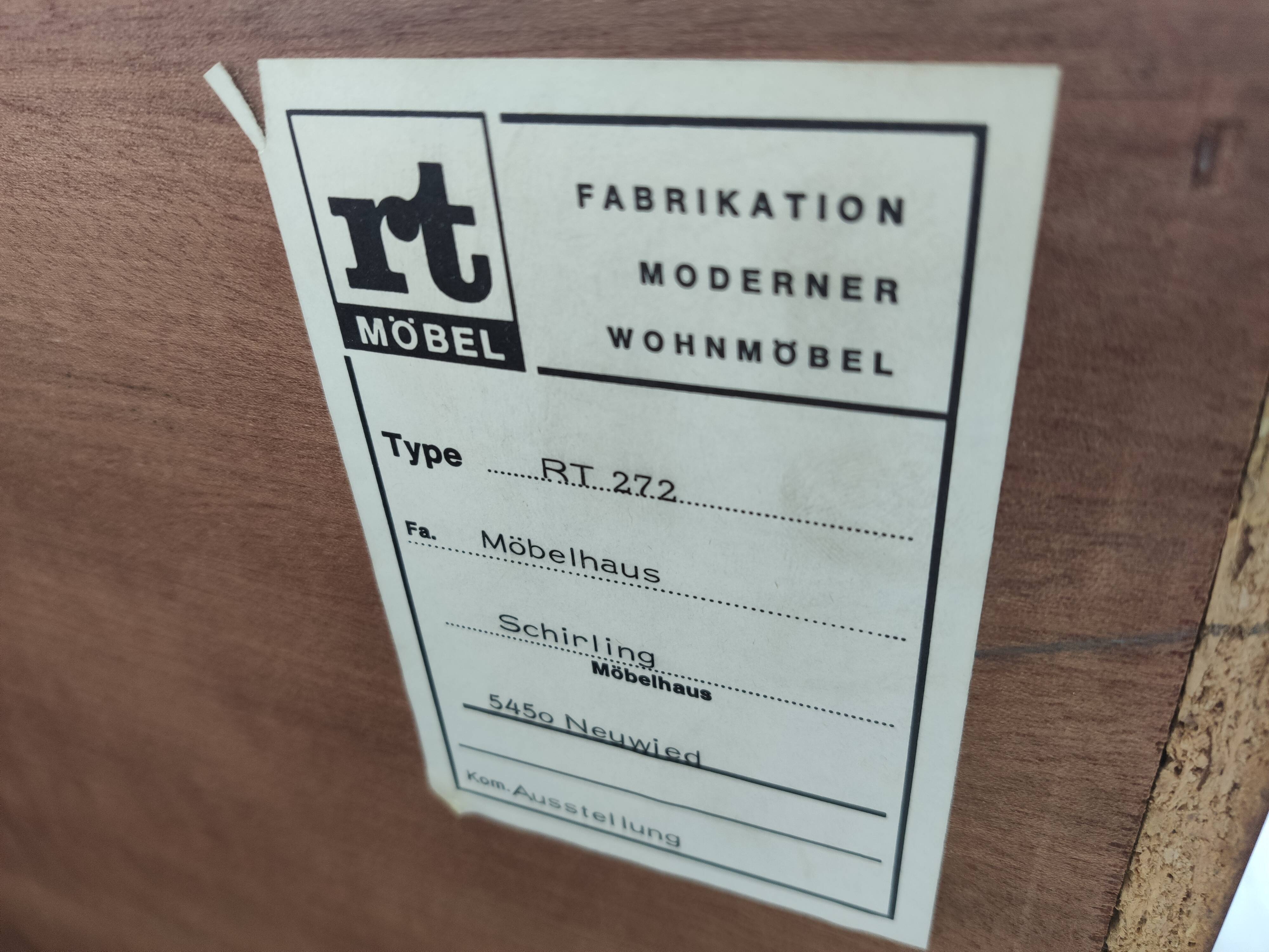 Scandinavian teck line RT Màbel model 272, 60s