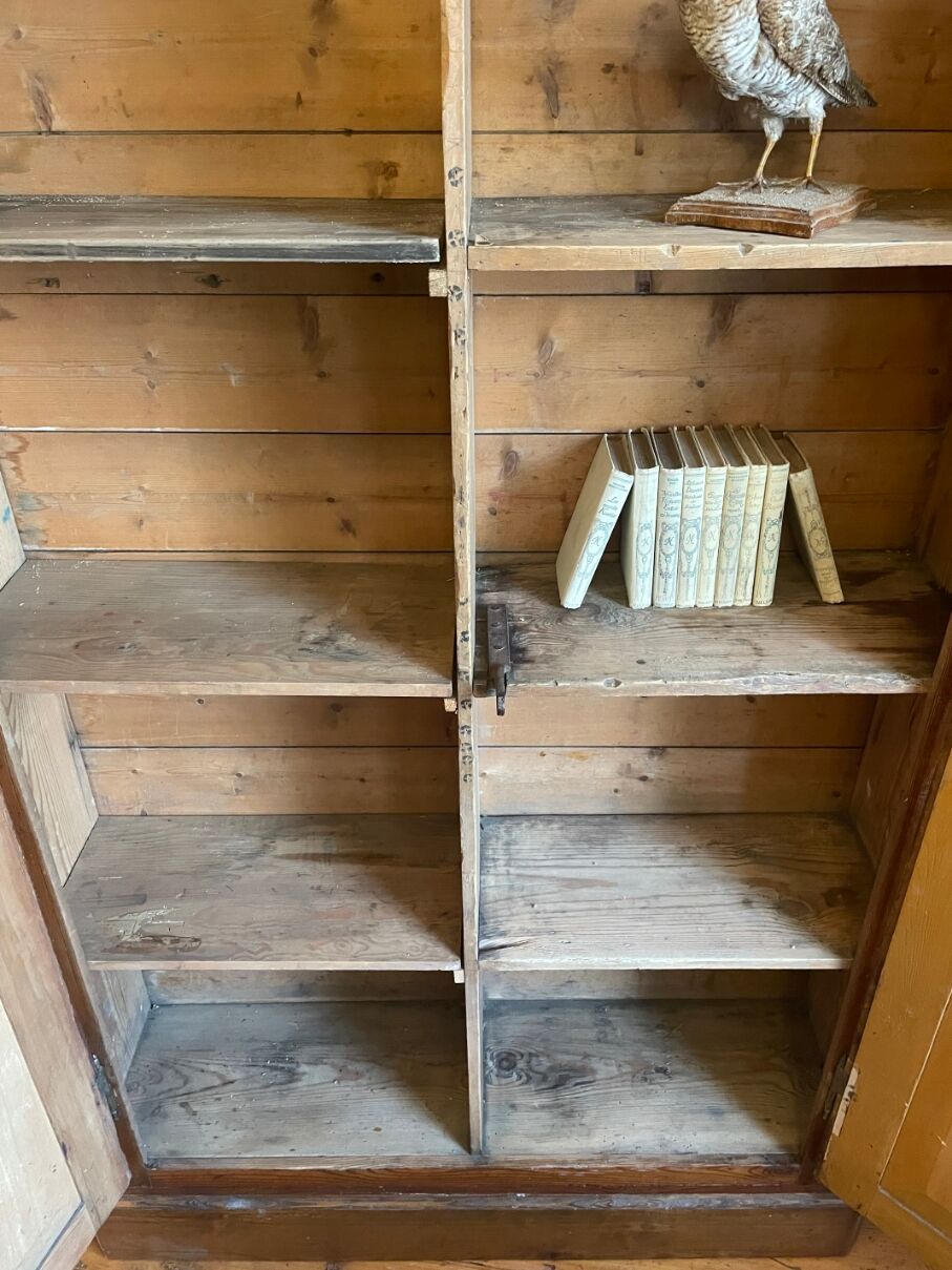 Wardrobe, kitchen cupboard, dresser, shelf.
