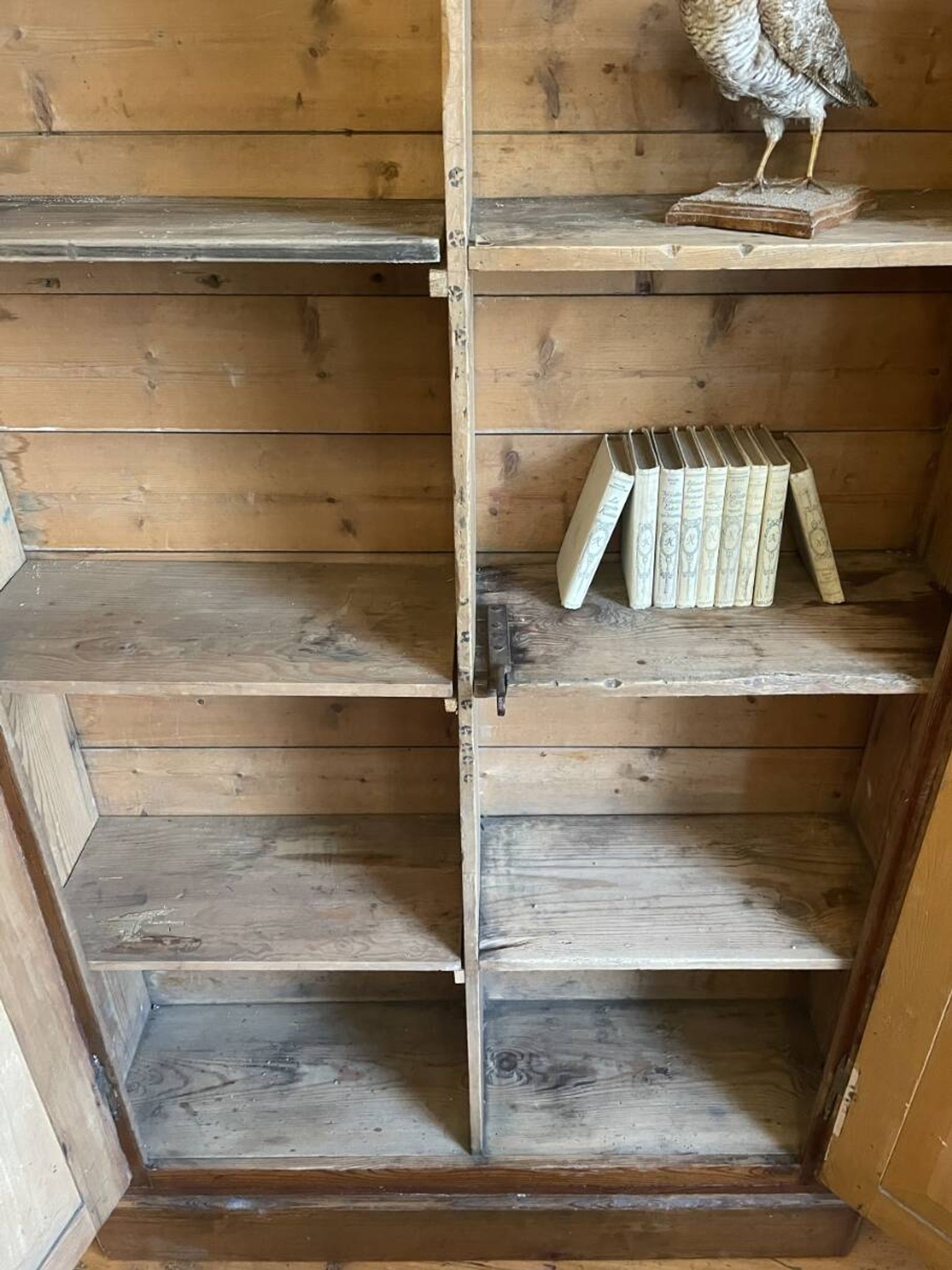 Wardrobe, kitchen cupboard, dresser, shelf.