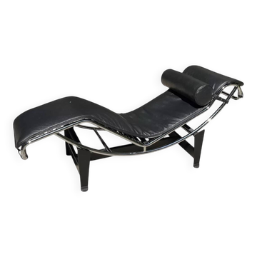 LC4 chair Le Corbusier