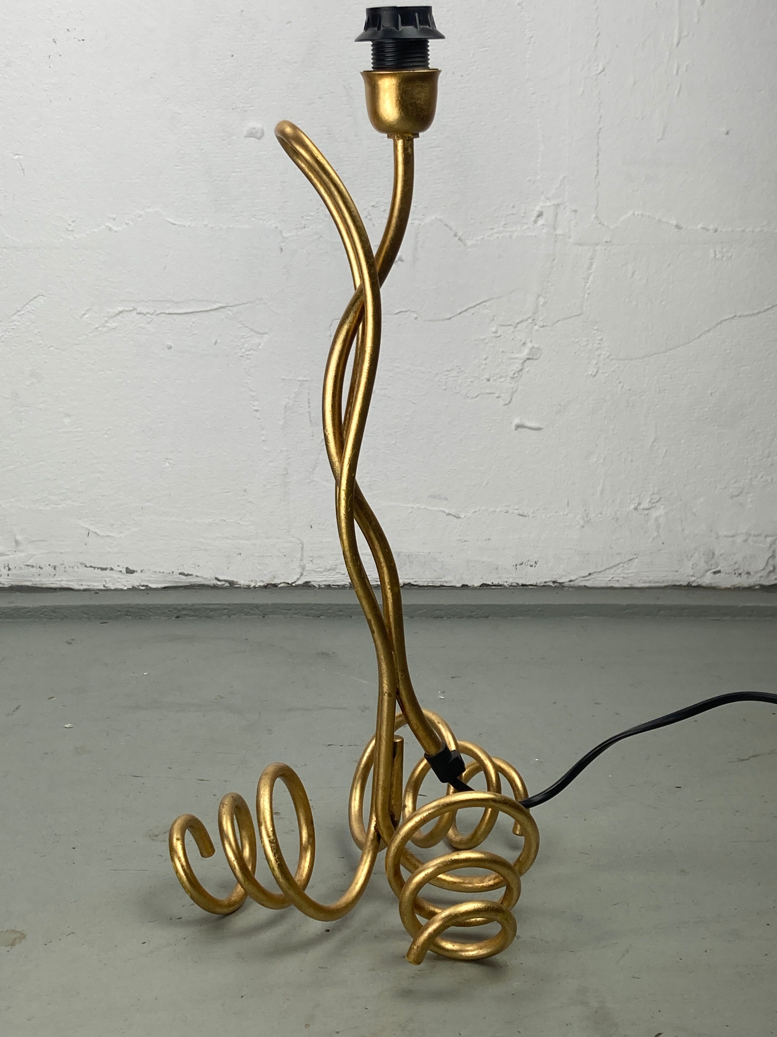 Vintage curly wavy free form label lamp, bouclé shade