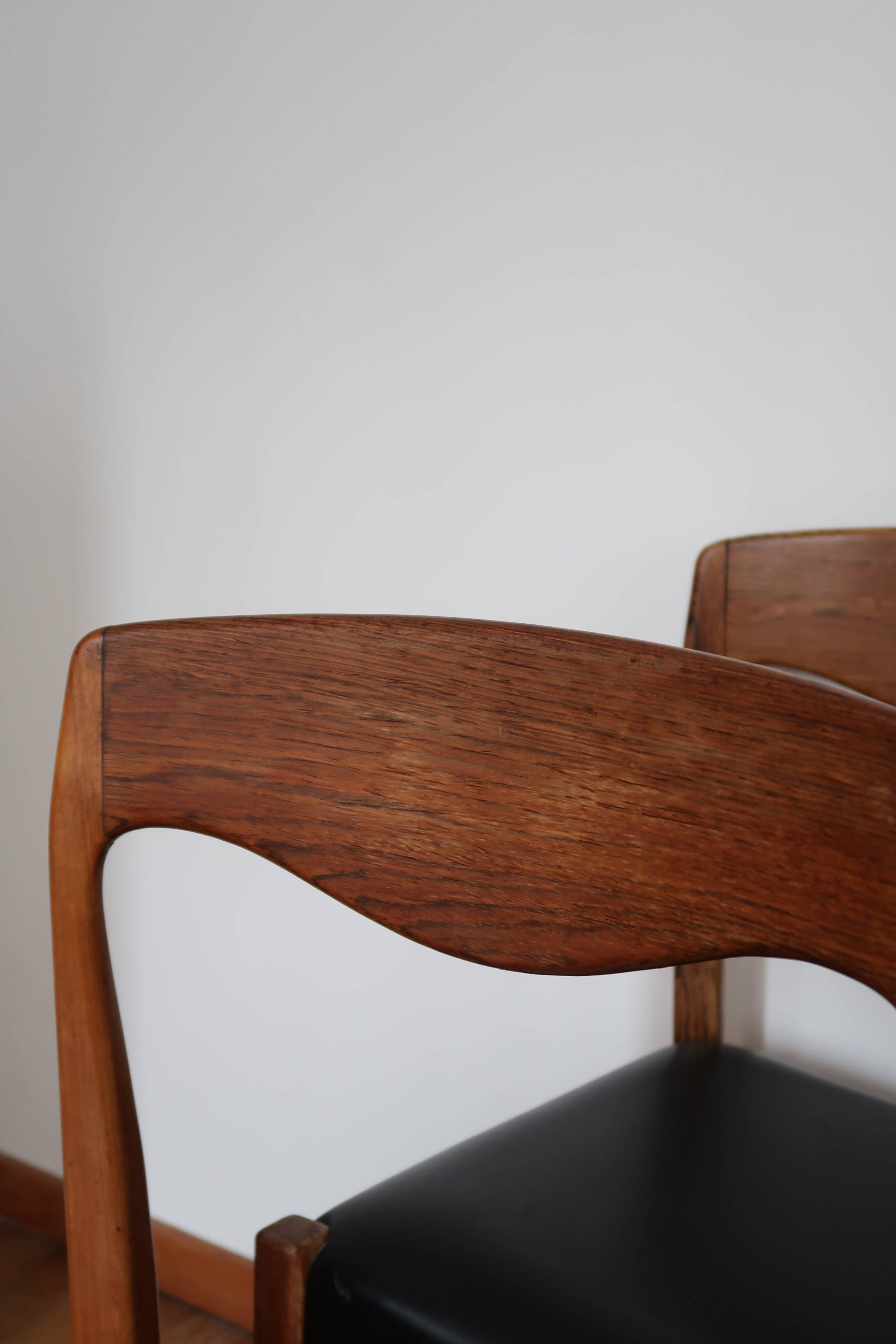 Lot de 8 chaises scandinaves palissandre skaï