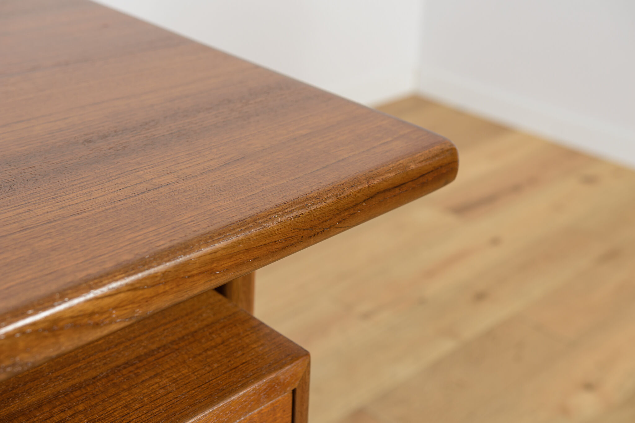 Mid-century freestanding teak desk by Kai Kristiansen for Feldballes Møbelfabrik, 1960s