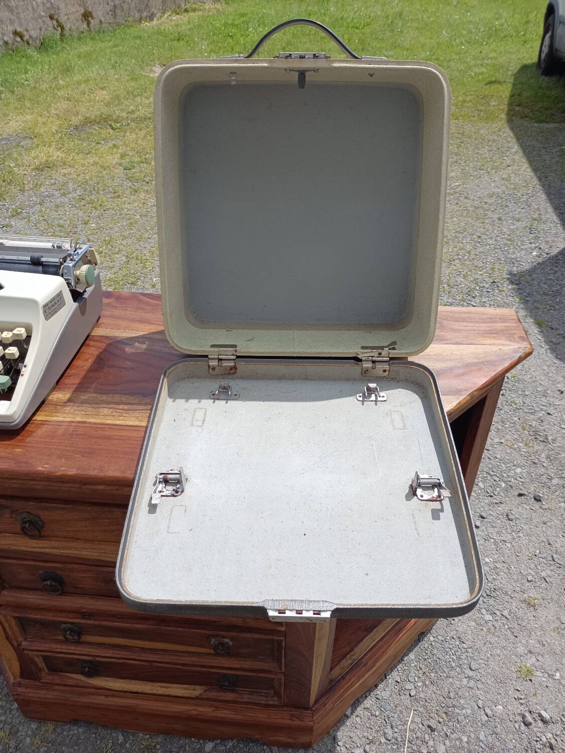 Olympia typewriter