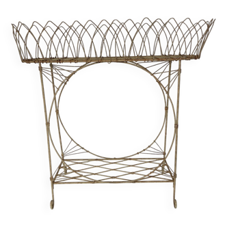 Painted metal planter