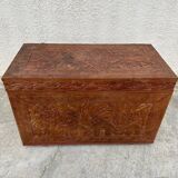 Ancien coffre en bois massif Arts indoneo