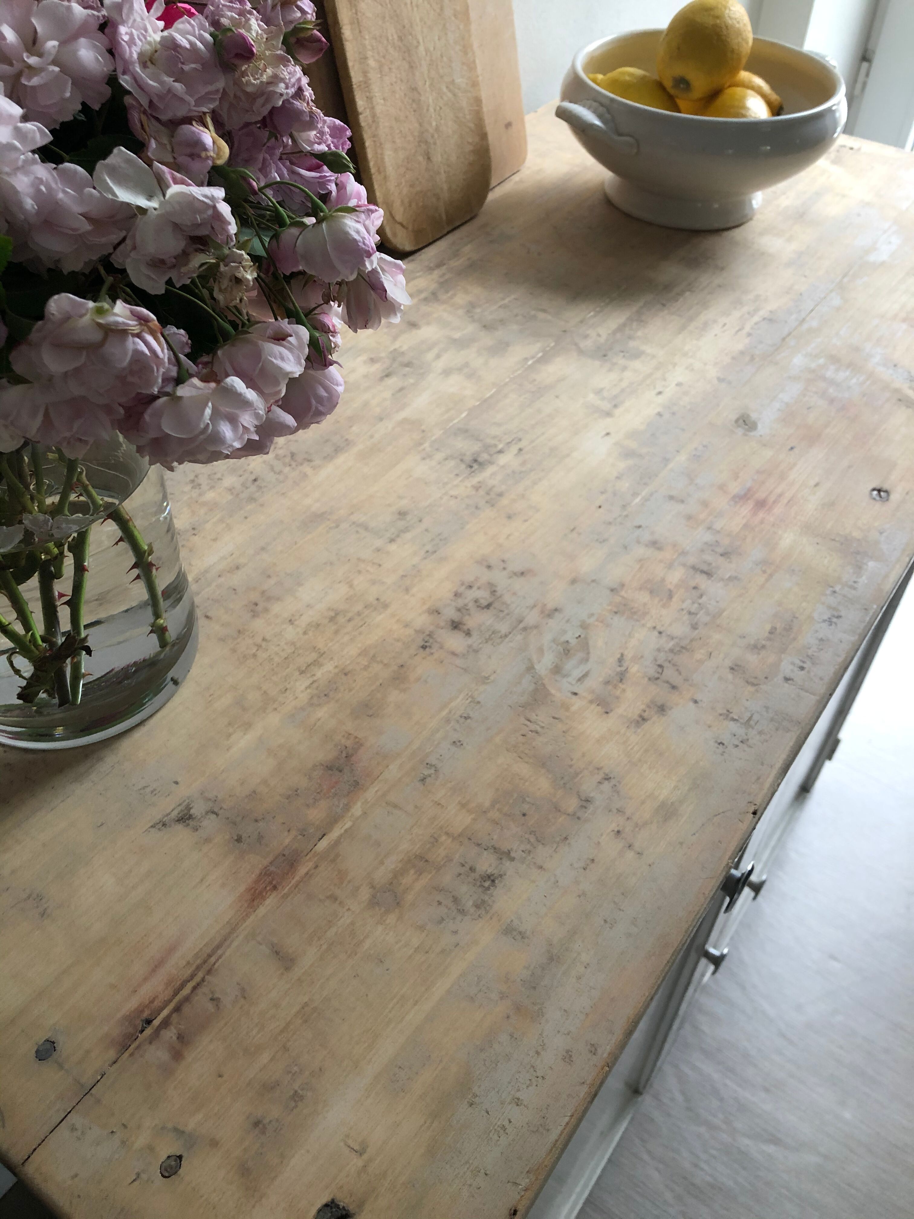 Parisian buffet patinated