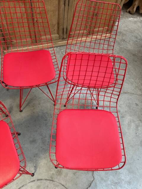 Suite of 10 metal chairs