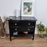 Black chest of drawers