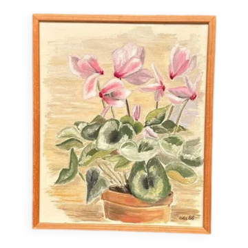 Huile sur toile originale suédoise – 'Nature morte avec des fleurs roses' par ADA – Datée de 1986 – Signée – Encadrée