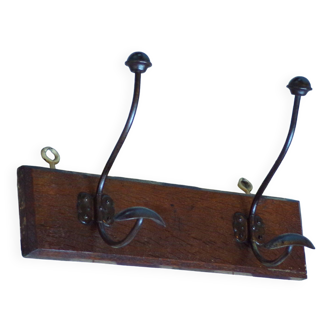 Coat rack with 2 hooks