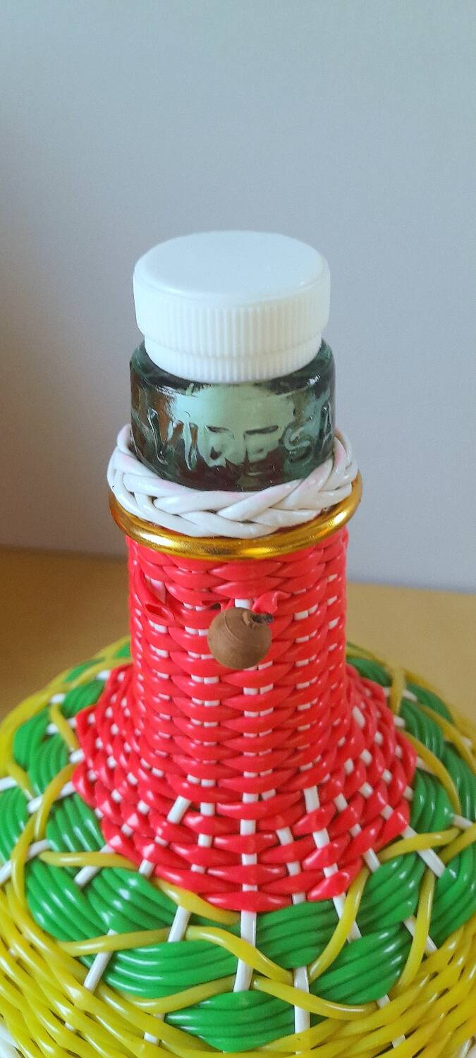 Bouteille scoubidous viresa 60s