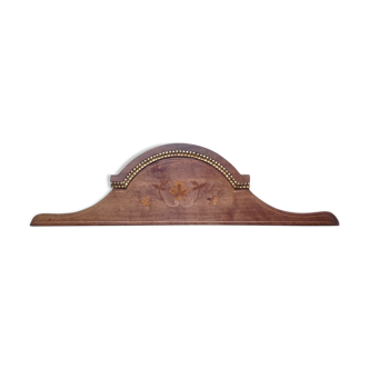 pediment