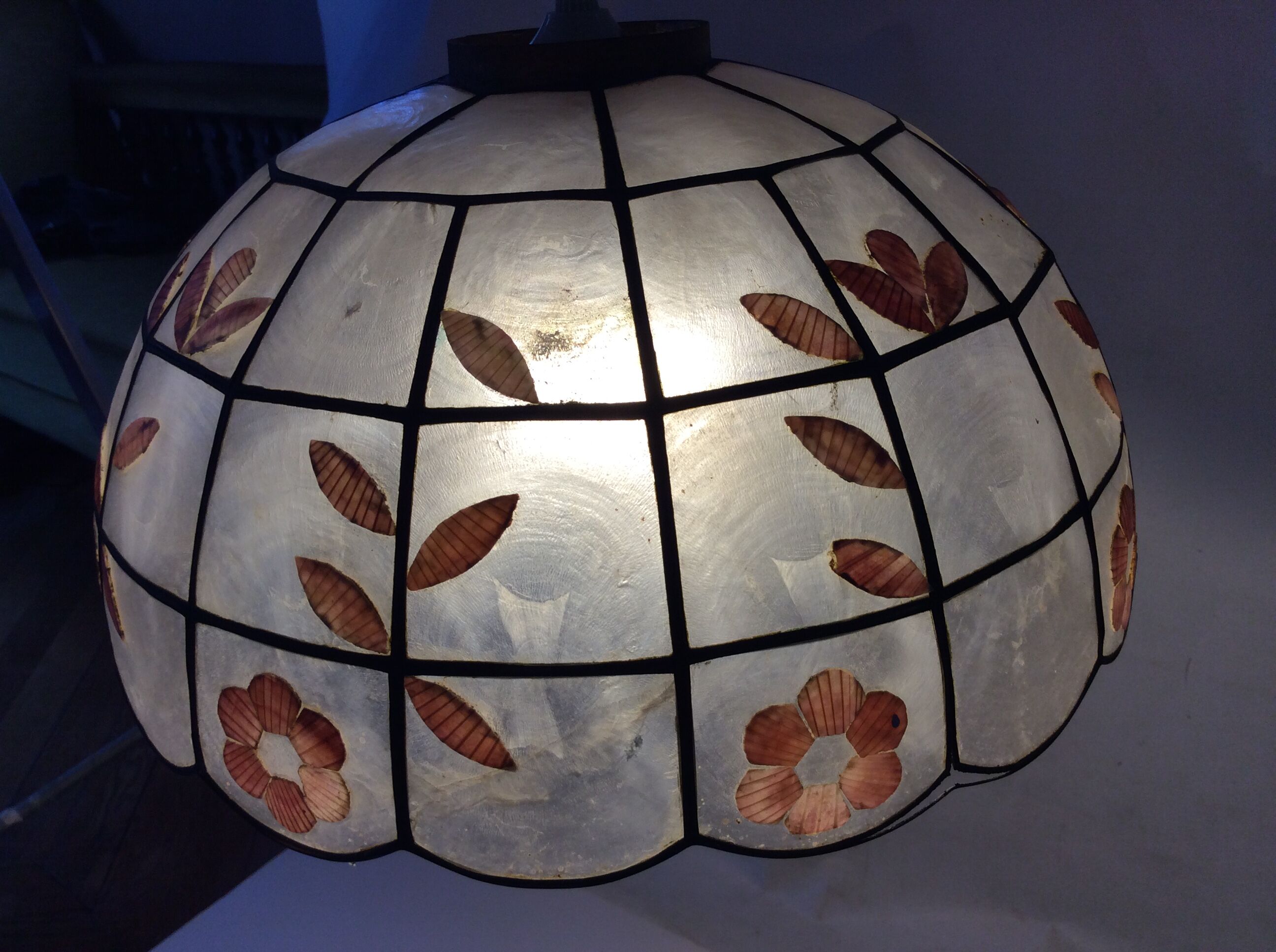 Suspension en nacre vintage
