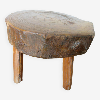 Brutalist tripod stool in solid wood 50s 60s