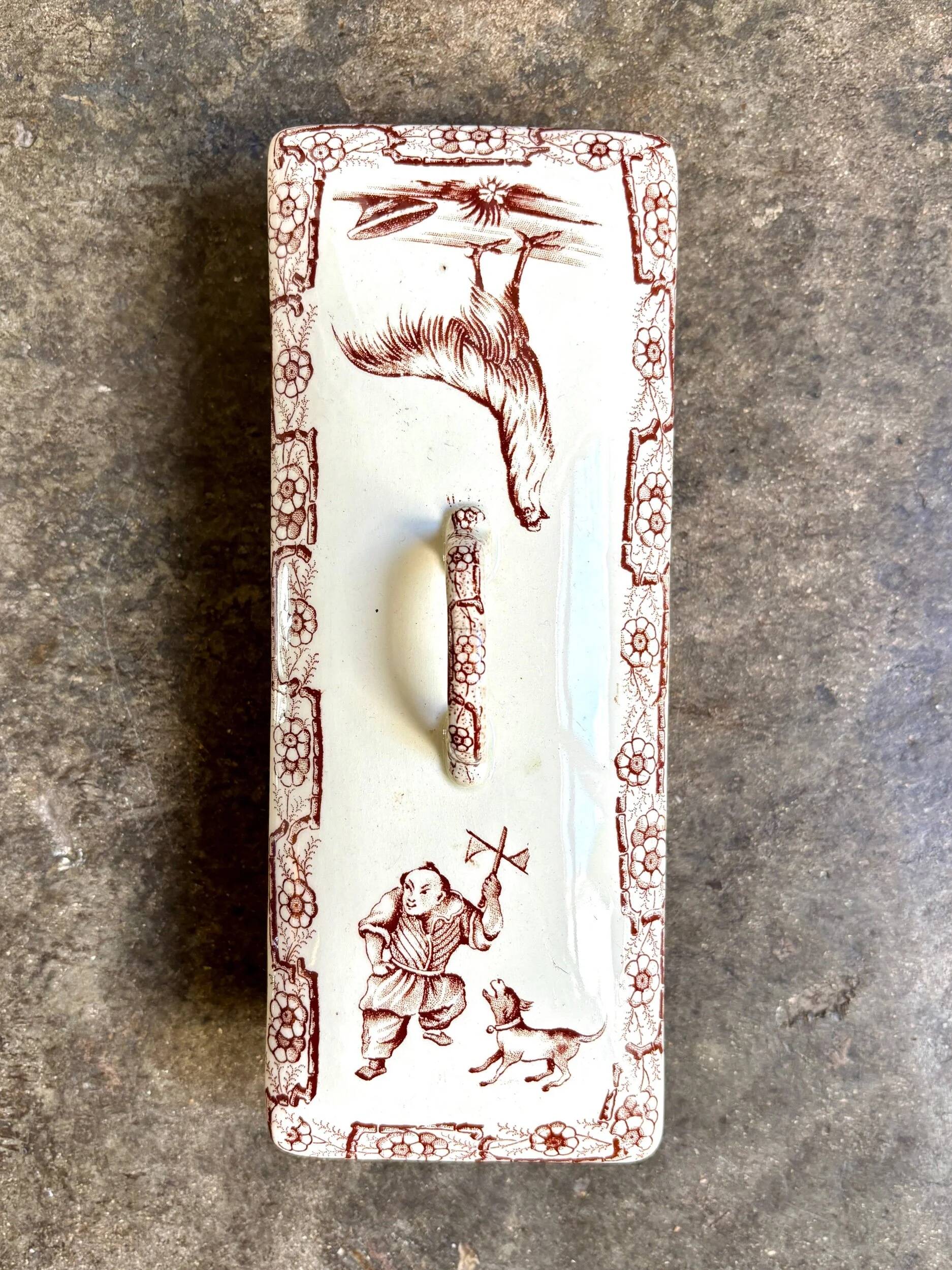K&G Lunéville comb box in brown ironstone