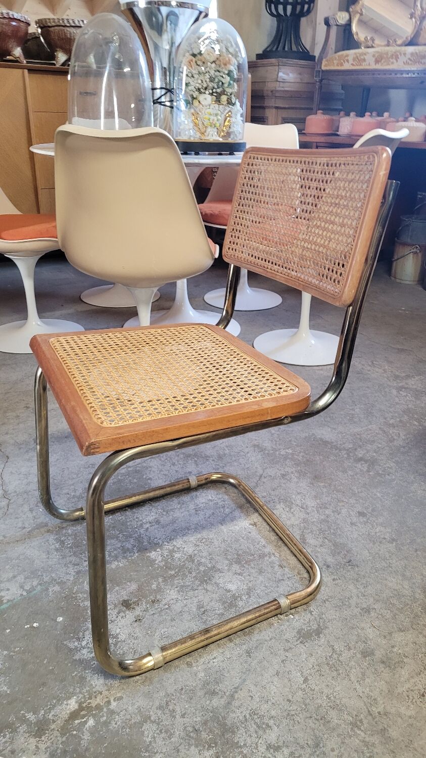 Chaise  de Marcel Breuer en cannage modèle B32