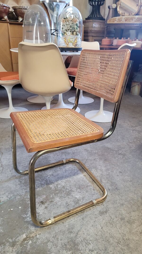 Chaise  de Marcel Breuer en cannage modèle B32