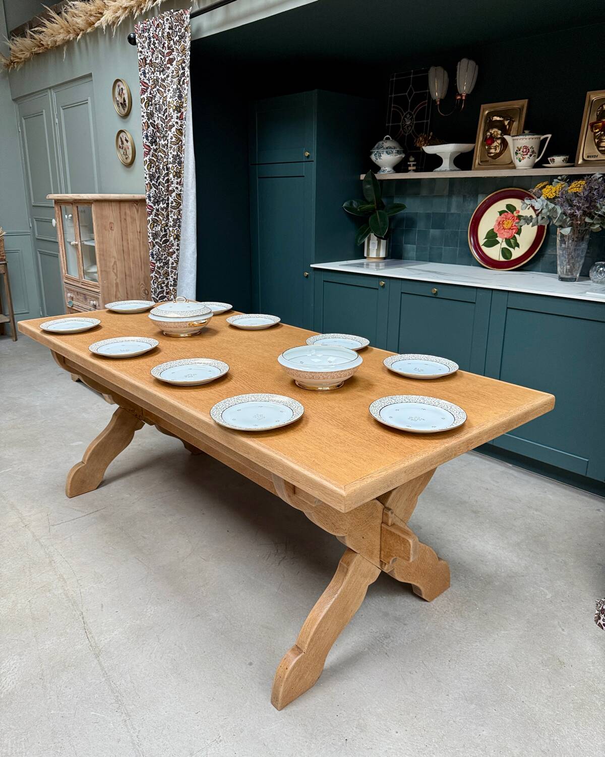 Grande table de ferme en chêne massif pieds croisés (rénovée)