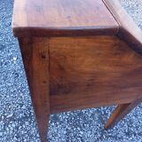 Speed bump desk Louis XVI