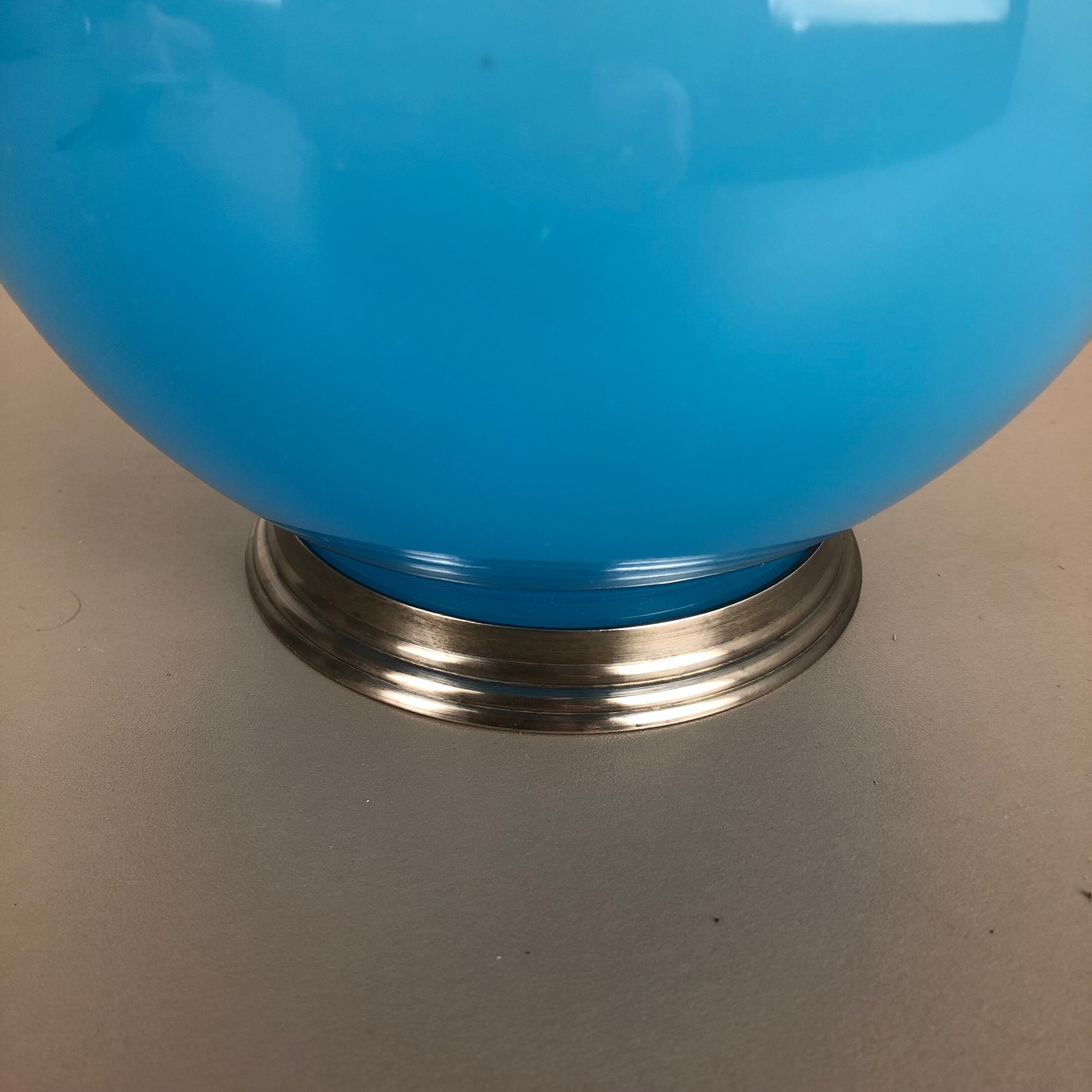 Opaline Murano glass table desk light made by Cenedese Vetri Italy, 1960s