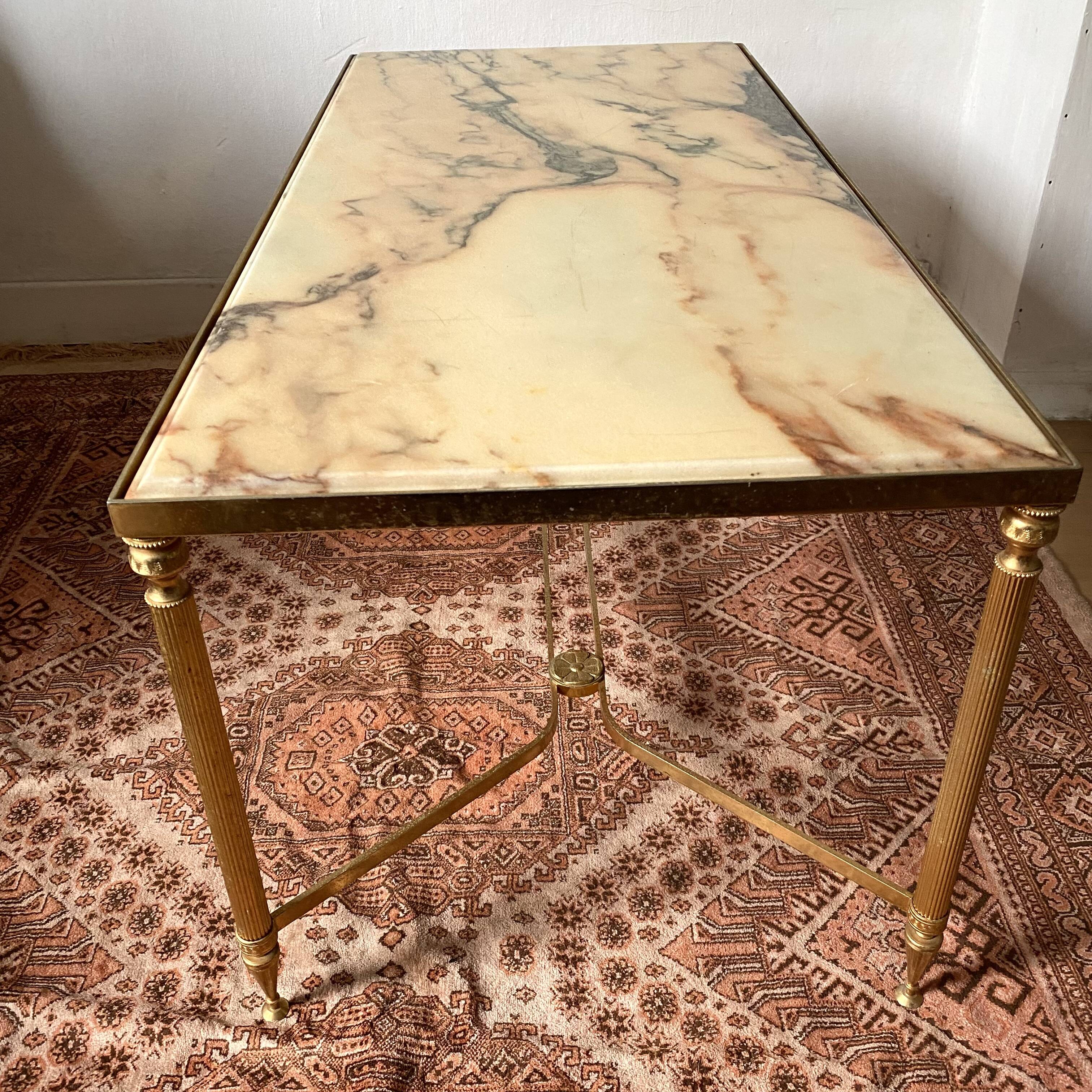 Vintage coffee table in marble and gold-tone metal