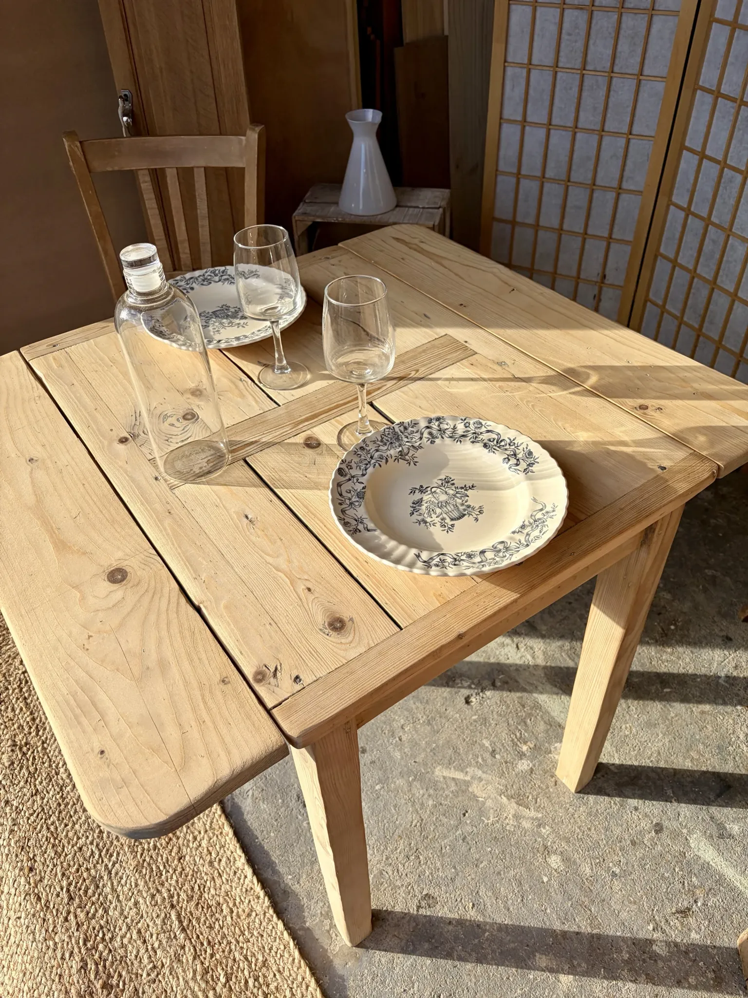 Folding wooden table