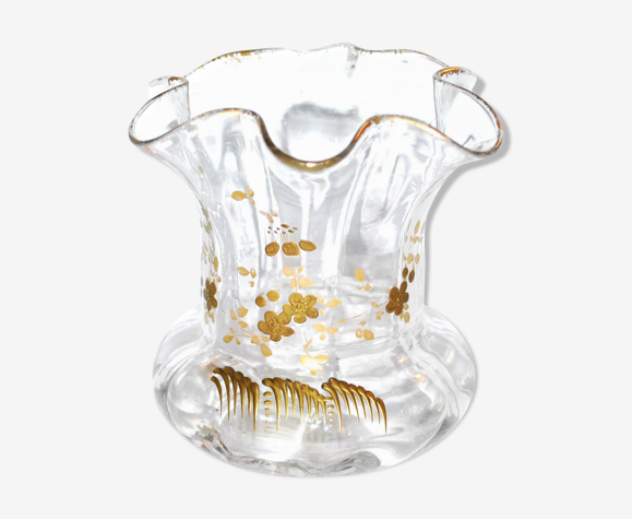 Vase miniature Napoléon III en cristal moulé et décoré de fleurs dorées