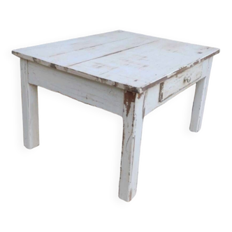 Table basse blanche