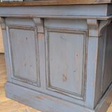 Old cash counter