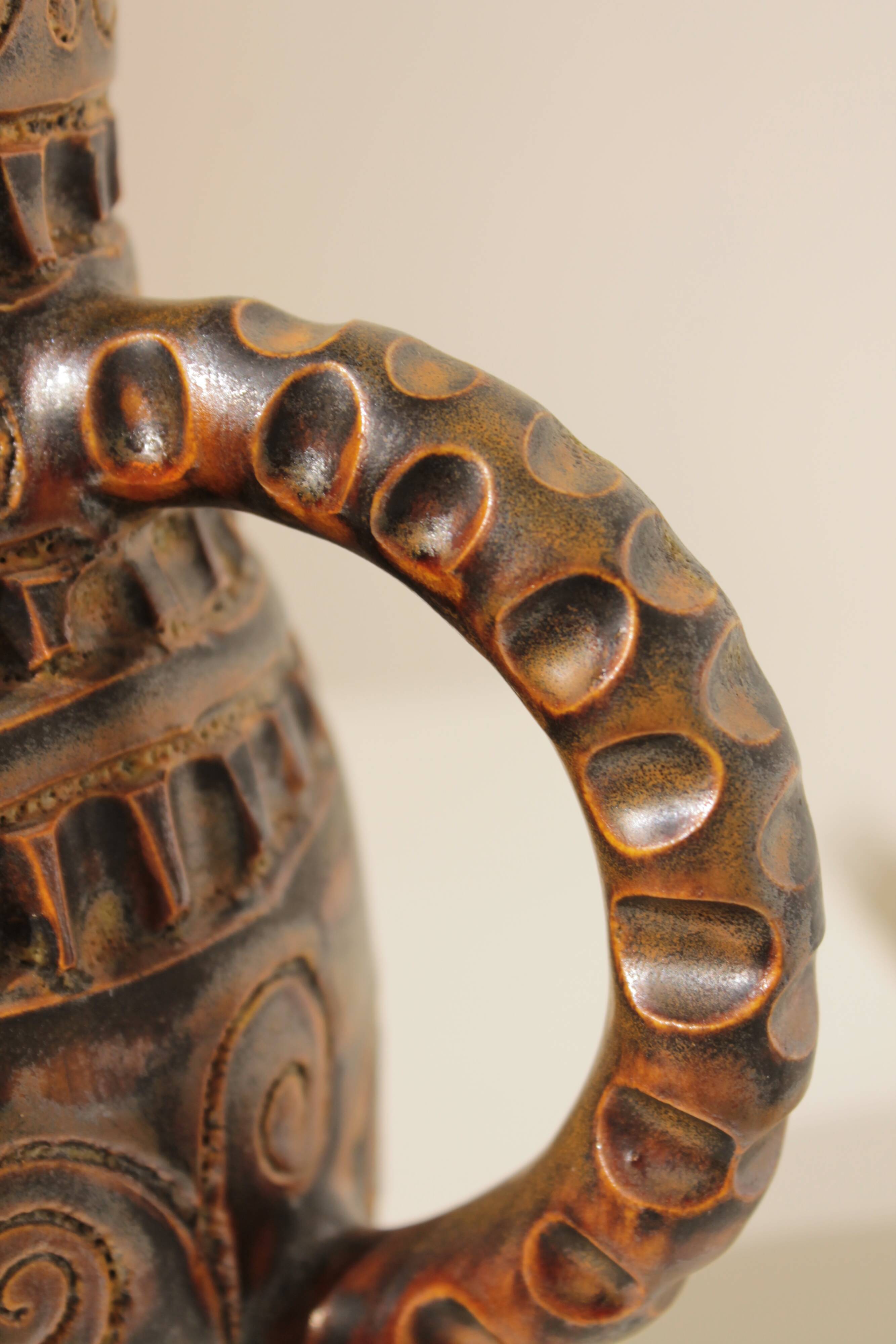 Grand pichet en céramique de Huguette Bessone