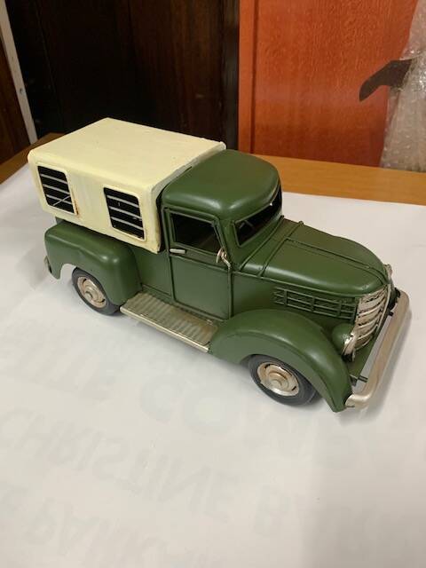 Vintage Pick-Up decoration truck