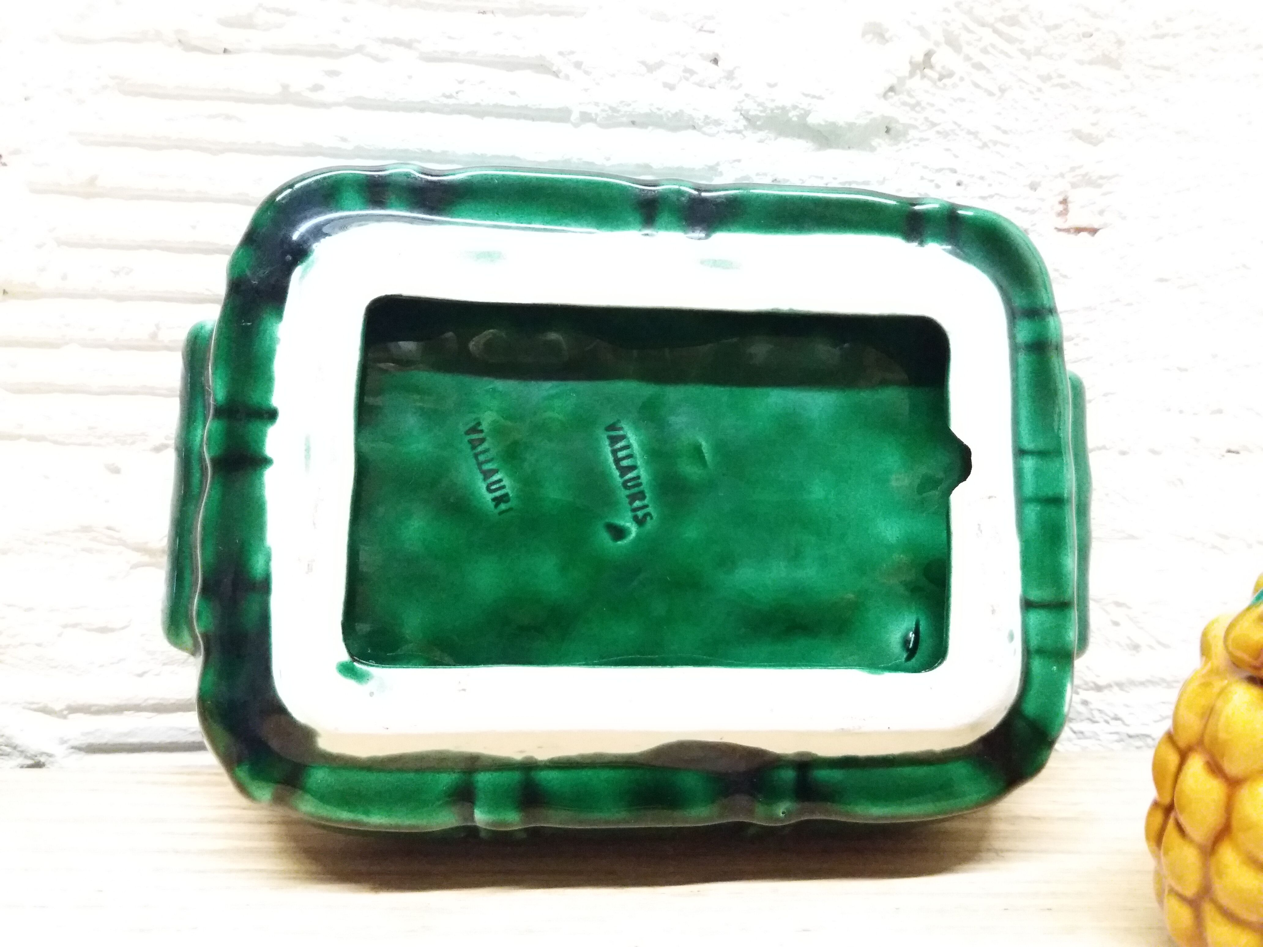 Servant Vallauris Pineapple