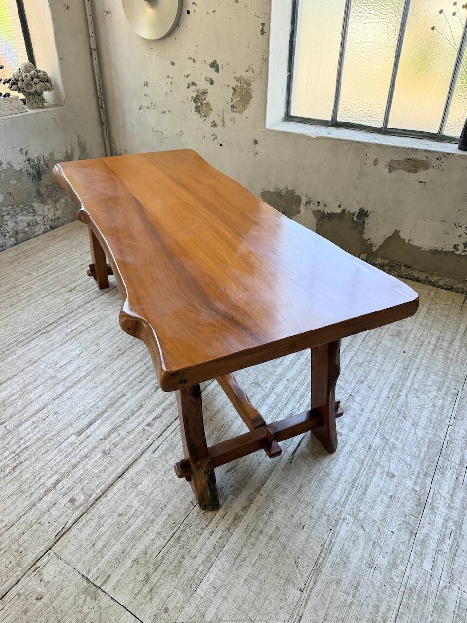 Aranjou farmhouse table in blond elm, 1950s