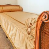 Louis XV bed in cannage