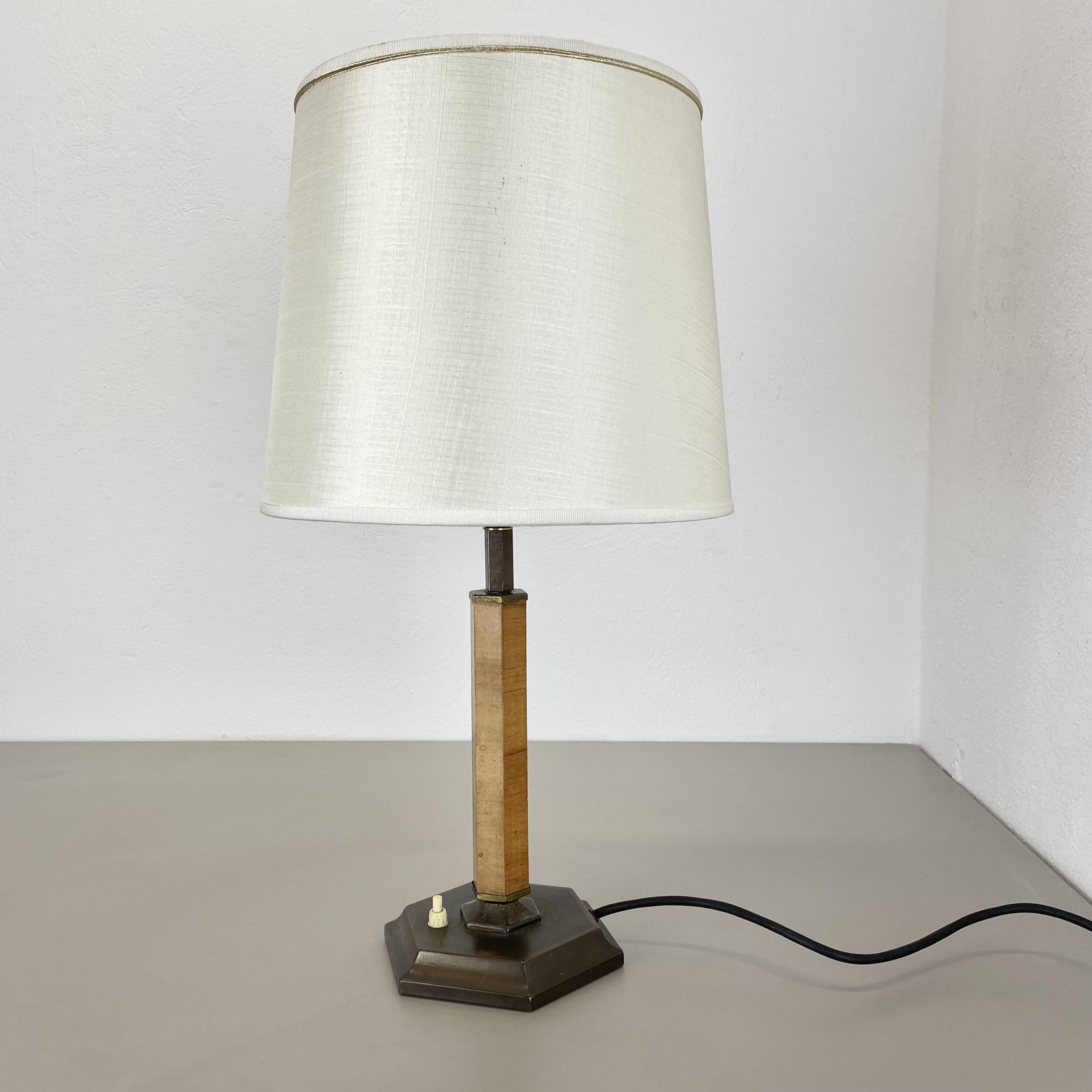 lampe de table Art déco unique en laiton et bois, Allemagne années 1930