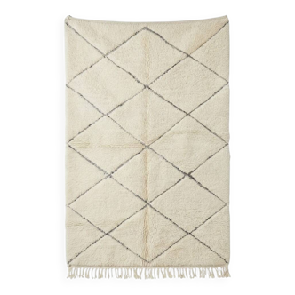 Classic Berber rug 150x250 cm