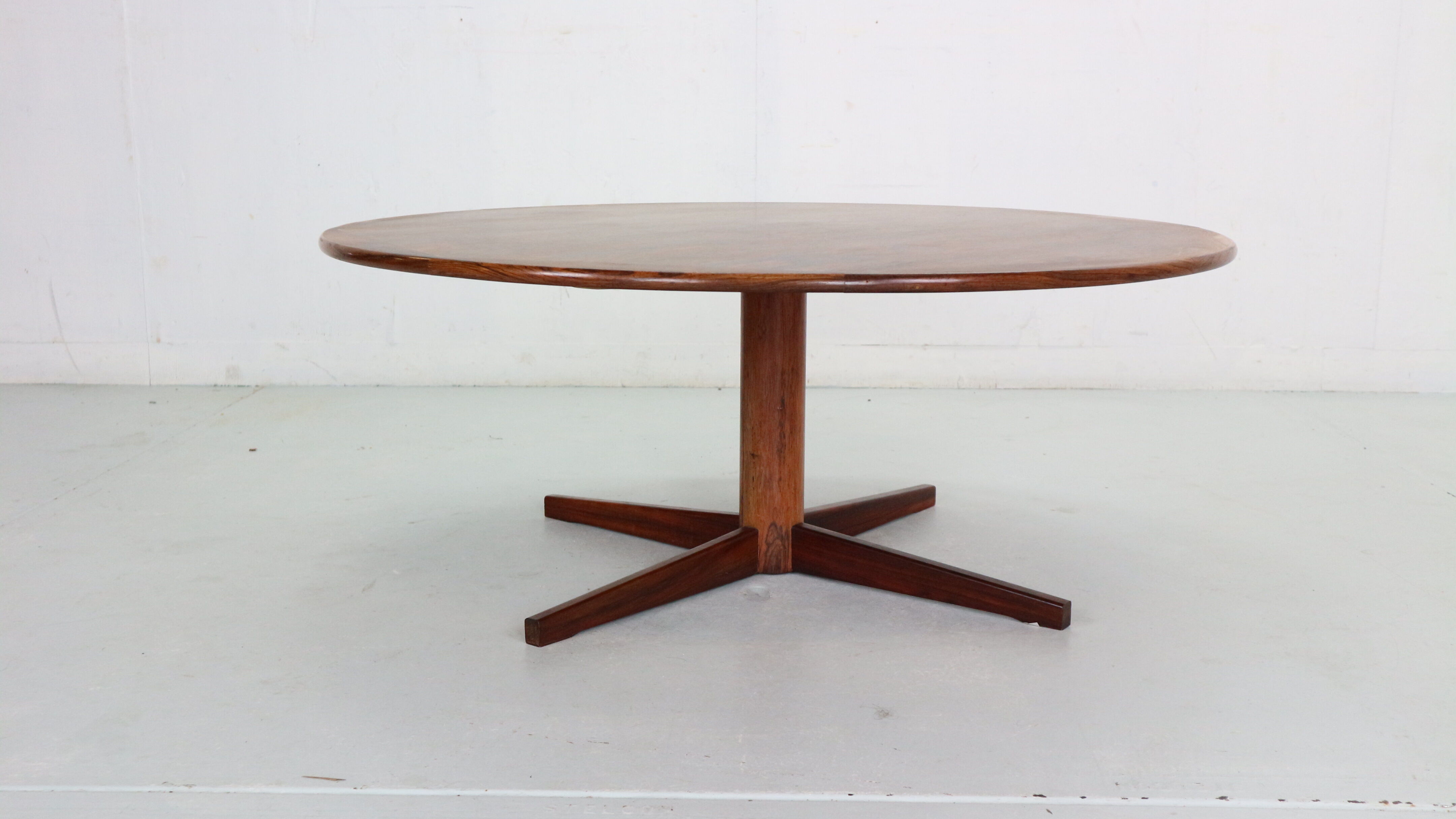 Mid century modern  round rosewood coffee table, 1960s denmark