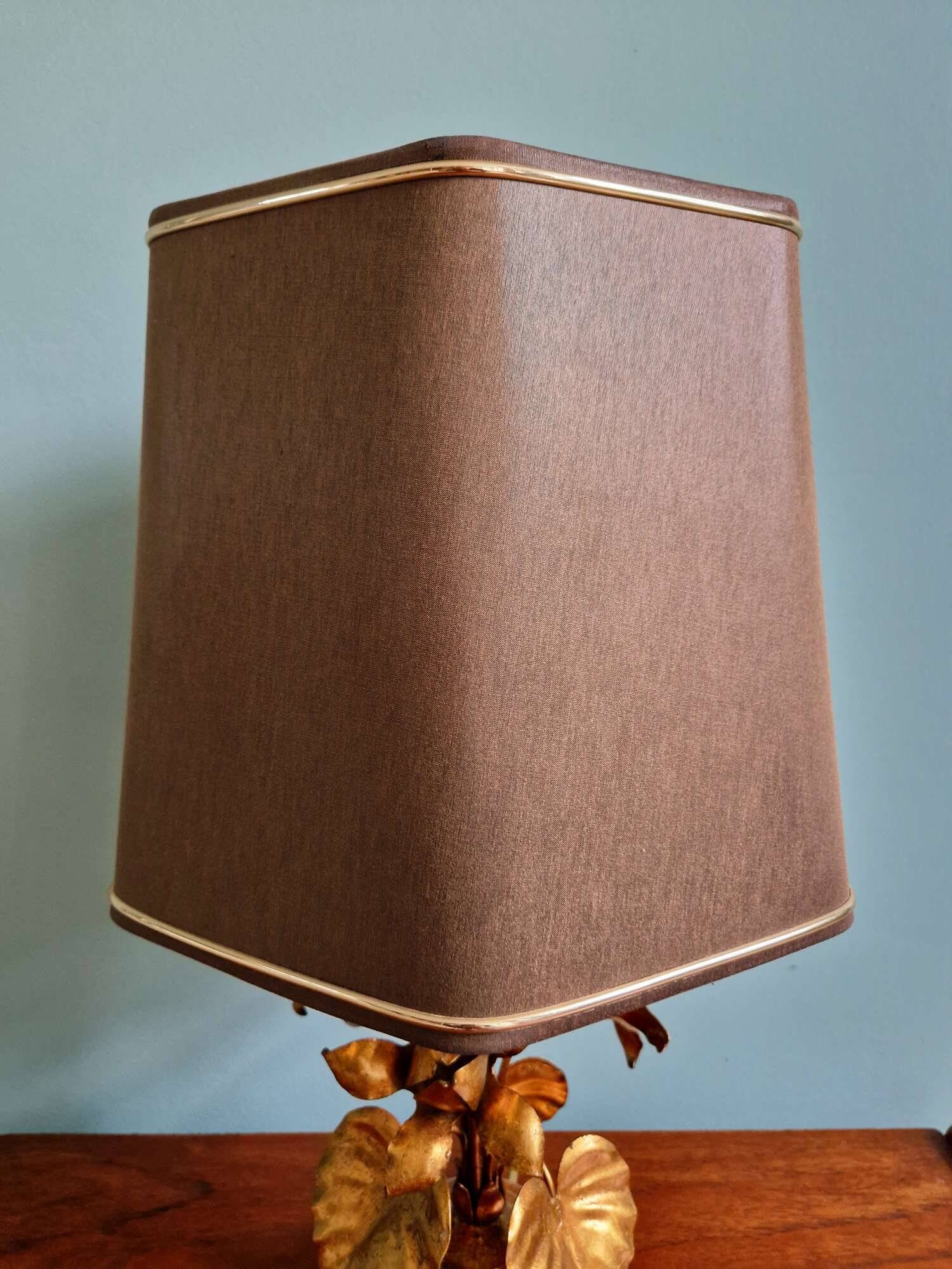 Lampe de table italienne en métal dorée, style Hollywood Regency, 1970