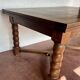 Table de style renaissance en chene massif XX siècle