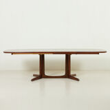 Gudme Mobelfabrik rosewood table with extensions, Denmark 1970s